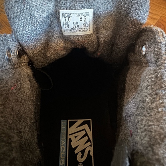 VANS sk8 high top Like New. Unisex 7 Men’s/8.5 Women’s Grey with Black 🩶🖤 - Picture 3 of 5